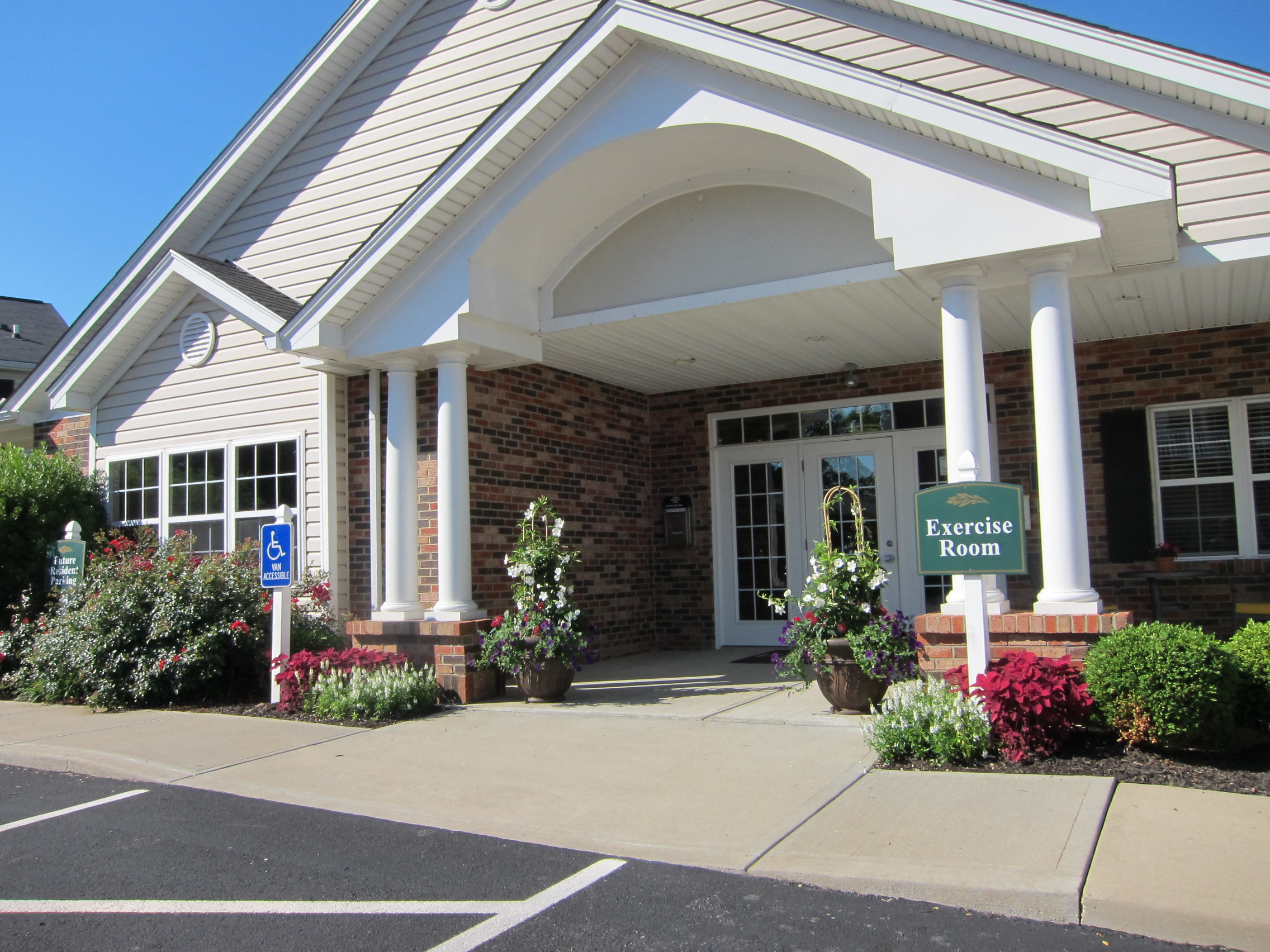 Reserve At Ft. Mitchell Apartments, 2351 Reserve Drive, Ft. Mitchell