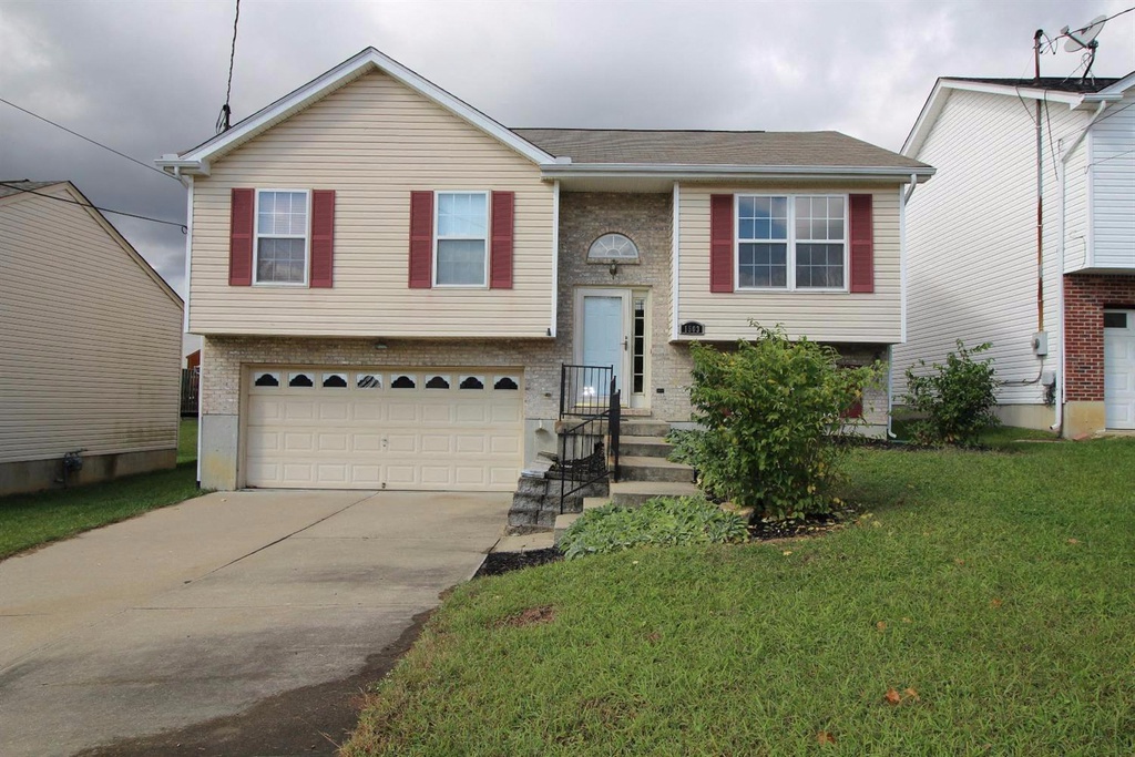 1503 Waterfall Way Elsmere, KY 41018