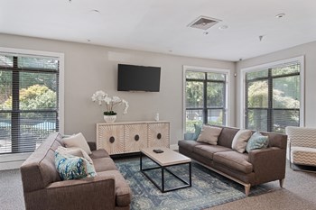 4570 S Cobb Drive Studio-2 Beds Apartment for Rent - Photo Gallery 4
