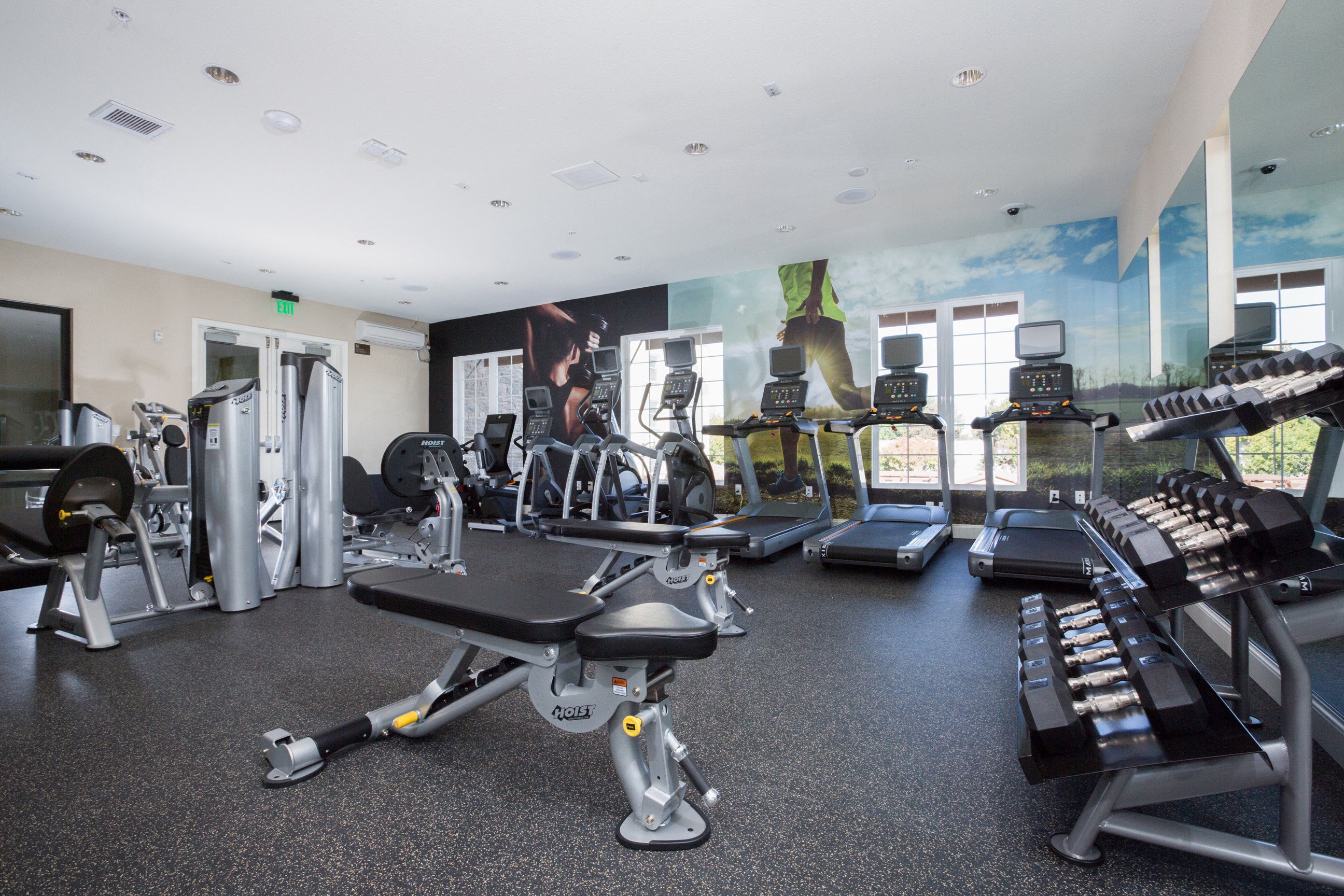 Amalfi Milpitas CA Fitness Center weights