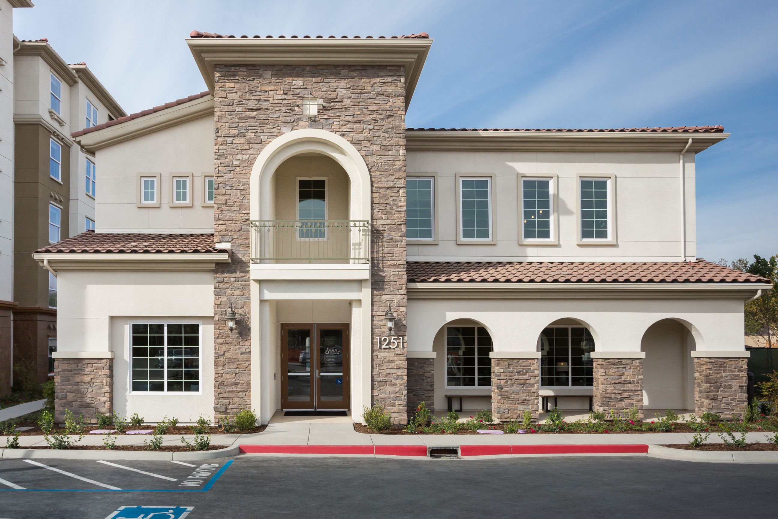 Amalfi Milpitas CA front