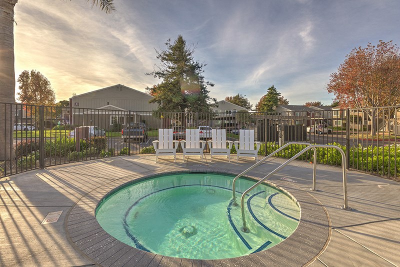 Jacuzzi at VINE BY VINTAGE Apartments, Lompoc, California