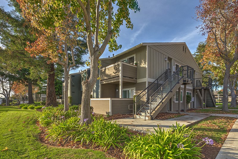 Building Exterior and Landscaping at VINE BY VINTAGE Apartments, Lompoc, CA