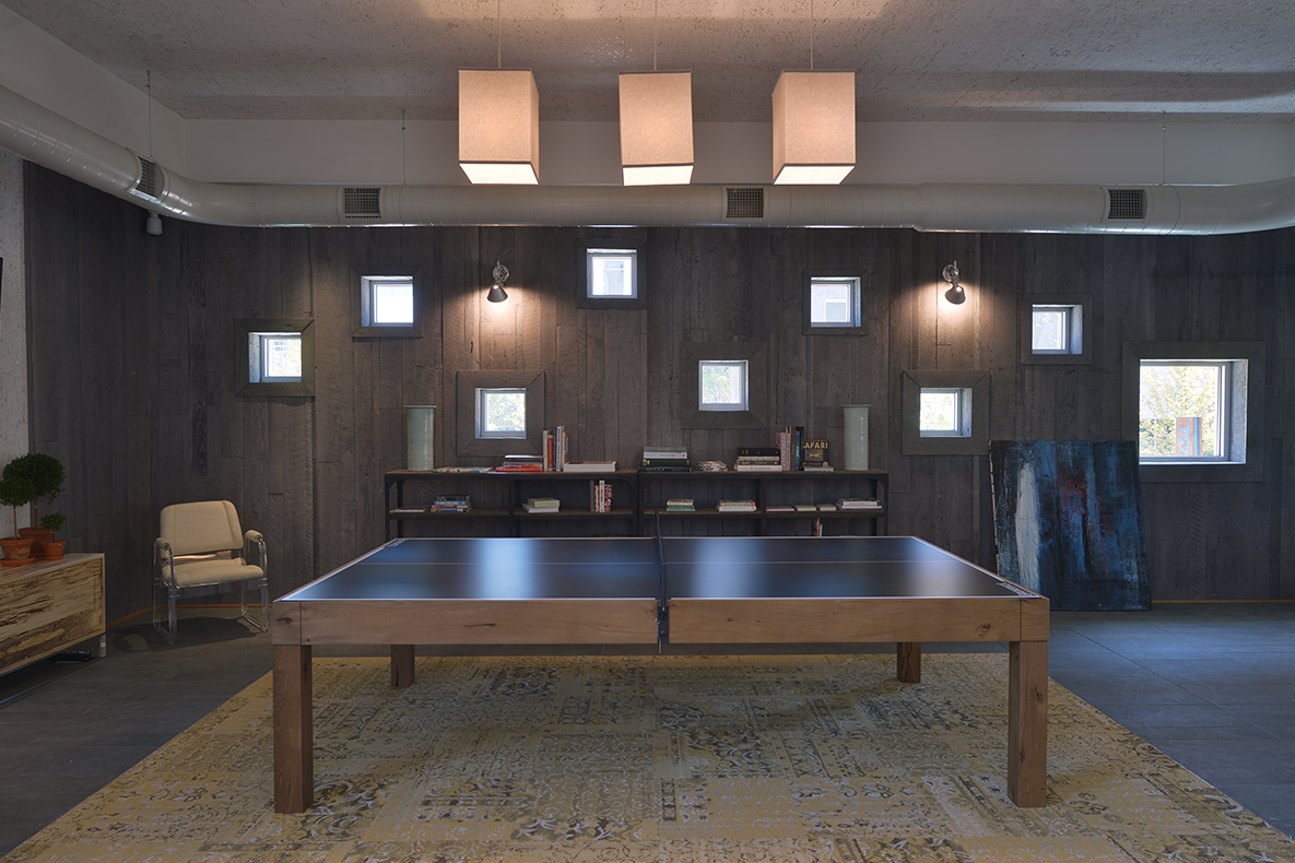 Bakery Living Blue Ping Pong Table