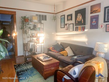 1635 N. Honore St. 2 Beds Apartment for Rent - Photo Gallery 3