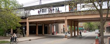 Noyes CTA Train Stop