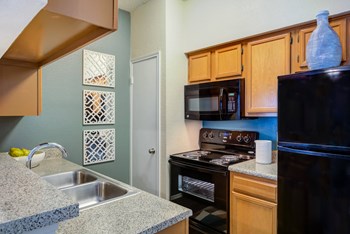 17717 Vail Street 1-2 Beds Apartment for Rent - Photo Gallery 4