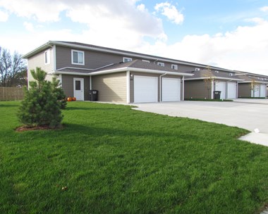 Maple Lane 3 Beds Apartment for Rent