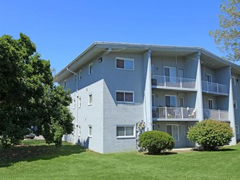 3615 Sherman Forest Drive Studio-4 Beds Apartment for Rent - Photo Gallery 3