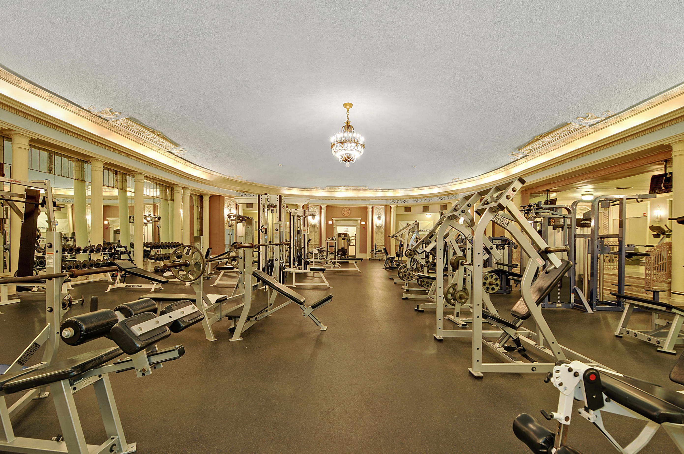 The Sovereign Apartments in Chicago, IL