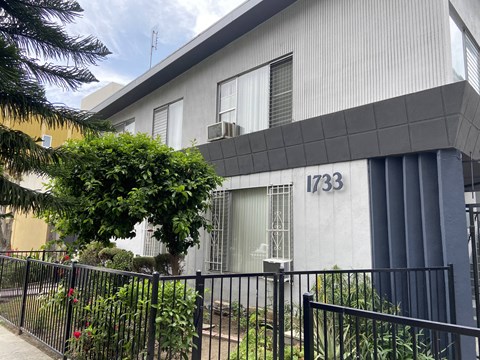 the building in which the apartment is located