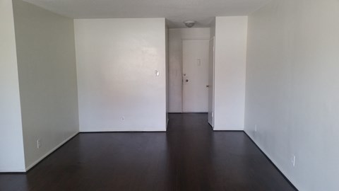 1743 Garfield Place Studio-2 Beds Apartment for Rent - Photo Gallery 11