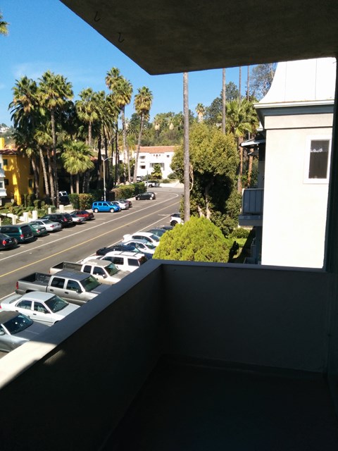 1830 N Kingsley Dr 1-2 Beds Apartment for Rent - Photo Gallery 22