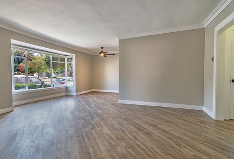 5314 Franklin Ave 1-2 Beds Apartment for Rent