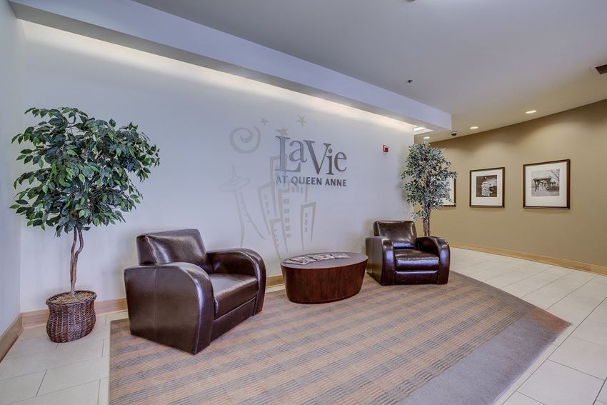 LaVie at Queen Anne Seattle, WA lobby - Photo Gallery 1