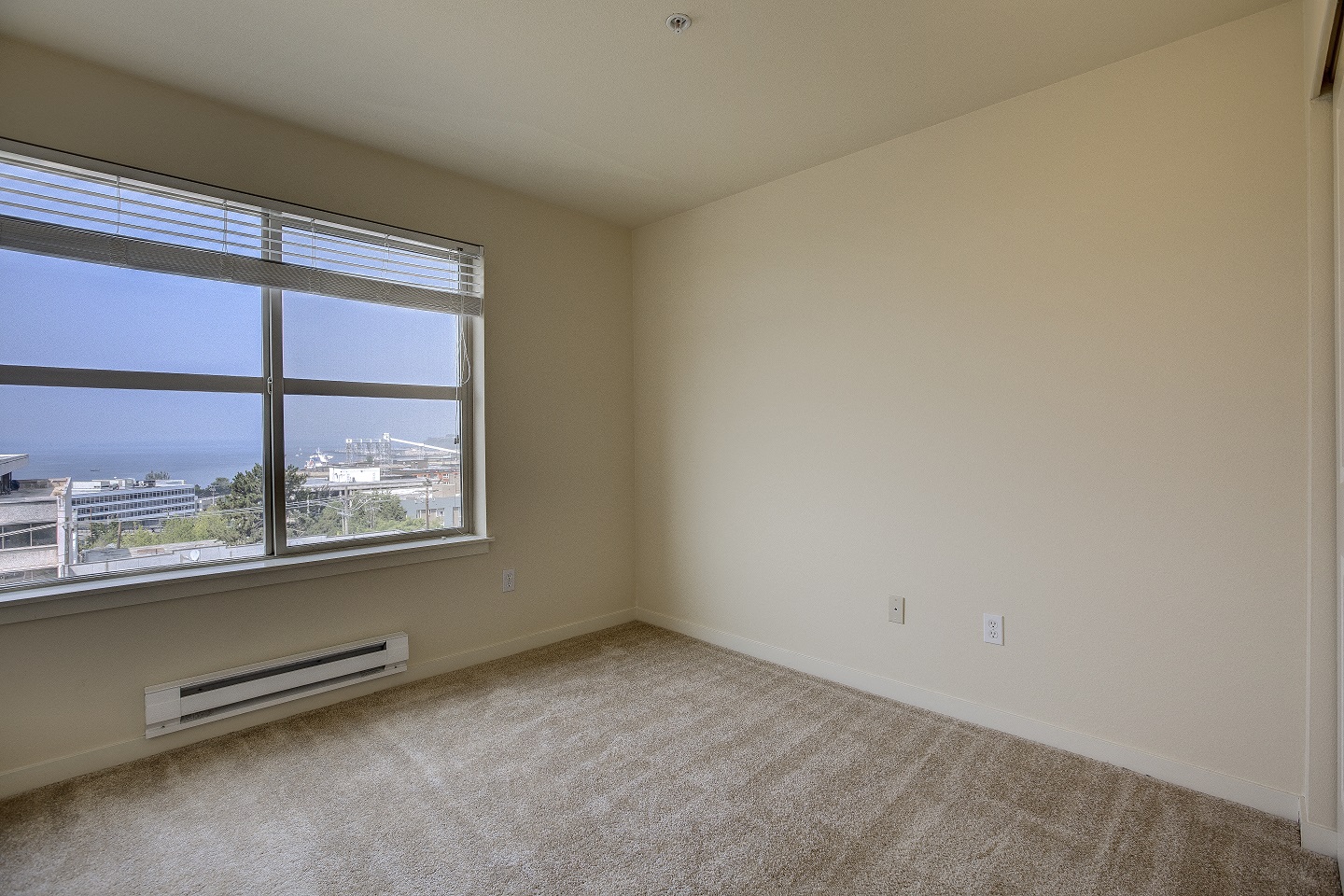 LaVie at Queen Anne Seattle, WA bedroom