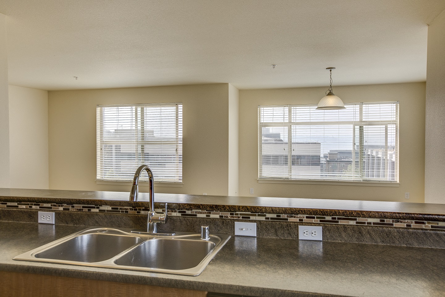 LaVie at Queen Anne Seattle, WA kitchen dining room