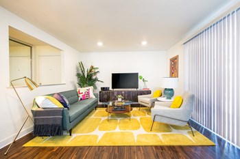 330 North Mathilda Avenue 1-2 Beds Apartment for Rent - Photo Gallery 4