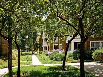 950 Redwood Shores Parkway 1-2 Beds Apartment for Rent - Photo Gallery 4
