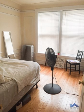 1125 Davis St. 1-5 Beds Apartment for Rent - Photo Gallery 6