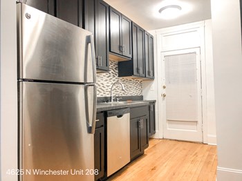 4625-35 N. Winchester Ave. Studio-1 Bed Apartment for Rent - Photo Gallery 4