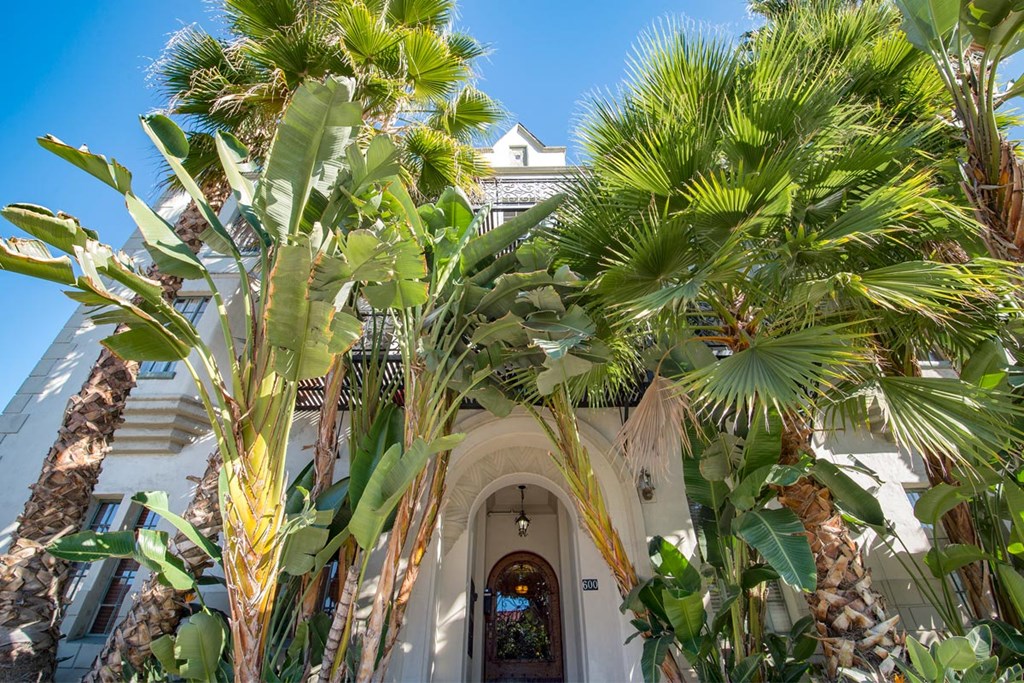 the building in which the hotel is located