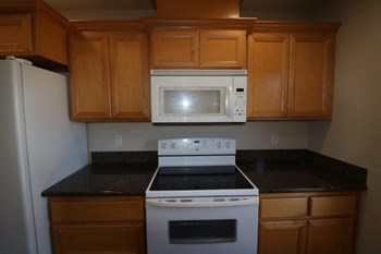 3469 Camas Ln 3 Beds House for Rent - Photo Gallery 3