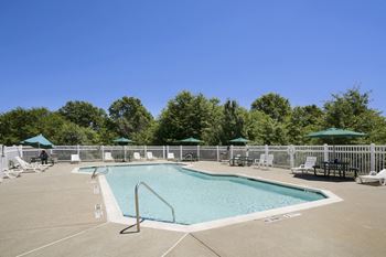 Pool at Boulder Pointe Apartments in Middletown, NY 10940