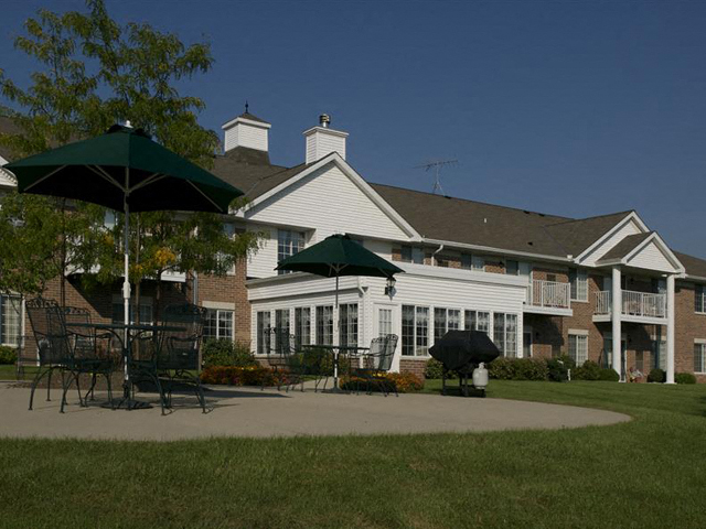 Private Cabanas at Foresthill Highlands Apartments & Townhomes 55+, 8930 West Highland Park Avenue, Franklin, WI 53132