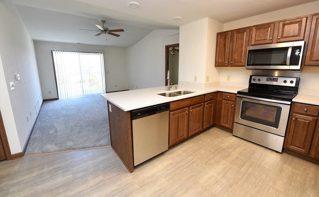 Open Concept Kitchen with Peninsula