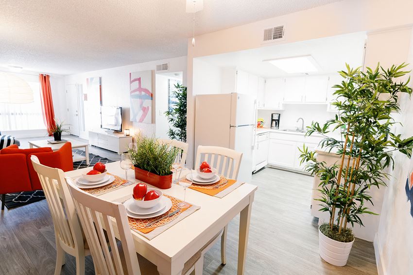 4770 E Owens Avenue 1-3 Beds Apartment for Rent - Photo Gallery