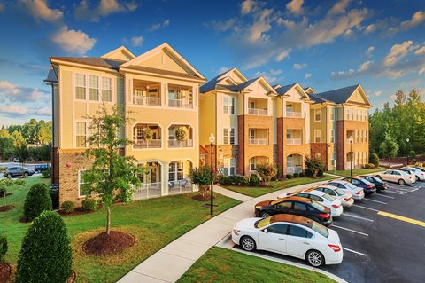 Bell Apex Luxury Apartments - Apex, NC | Bell Apartment Living