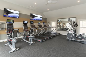 31F Putnam Green Studio-1 Bed Apartment for Rent - Photo Gallery 4