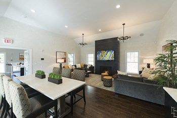 31F Putnam Green Studio-1 Bed Apartment for Rent - Photo Gallery 2