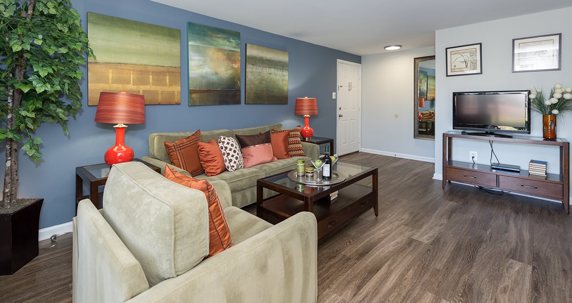 Apartments in Manassas, Virginia Ravens Crest Apartments