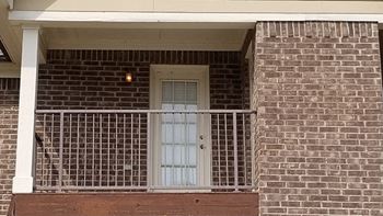 Apartment Exterior - Balcony