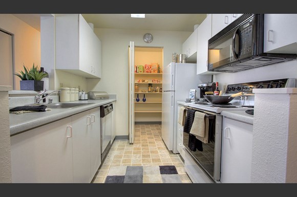 Signature Pointe Apartments 25102 62nd Avenue South Kent