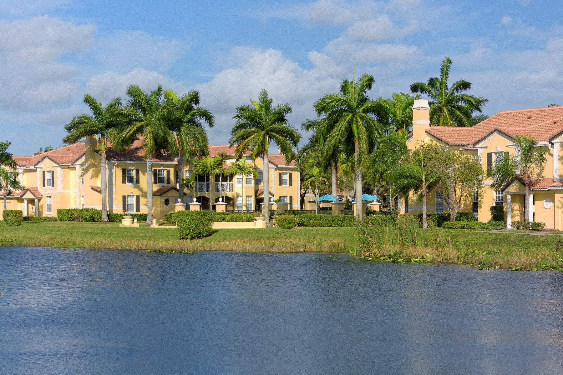 ZzzThe Hamptons On Heron Bay Apartments, 11100 Heron Bay Boulevard