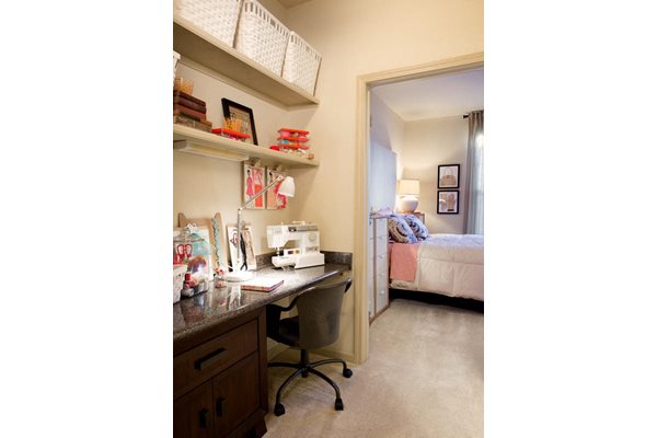 Walton Lakes Apartments 4687 Camp Creek Pkwy Atlanta Ga