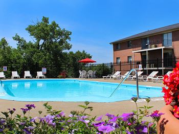 Swimming Pool at Crown Ridge in Franklin, OH
