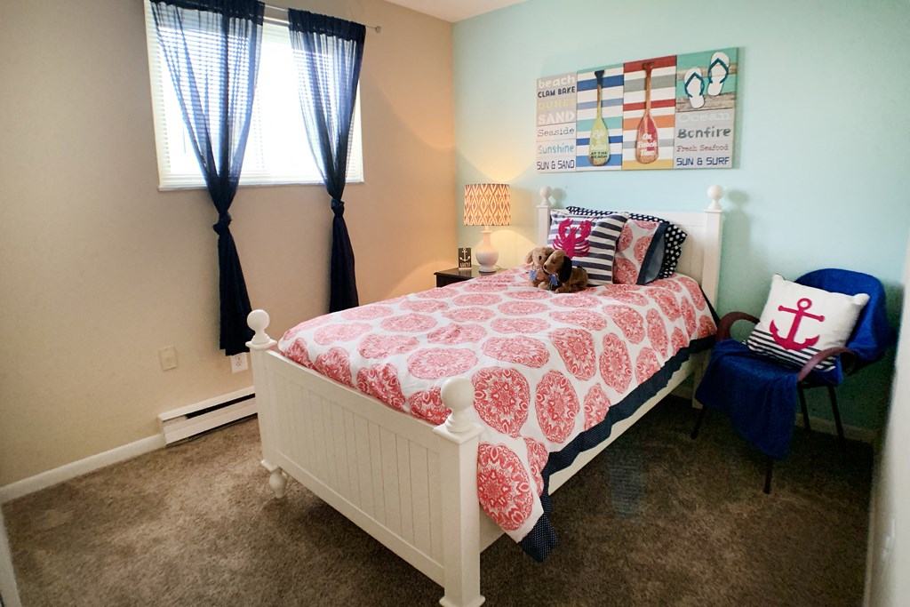 Lavish Bedroom at Crown Station Apartments, Amelia