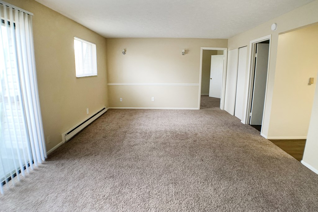 Wall-To-Wall Carpeting  at Crown Station Apartments, Amelia