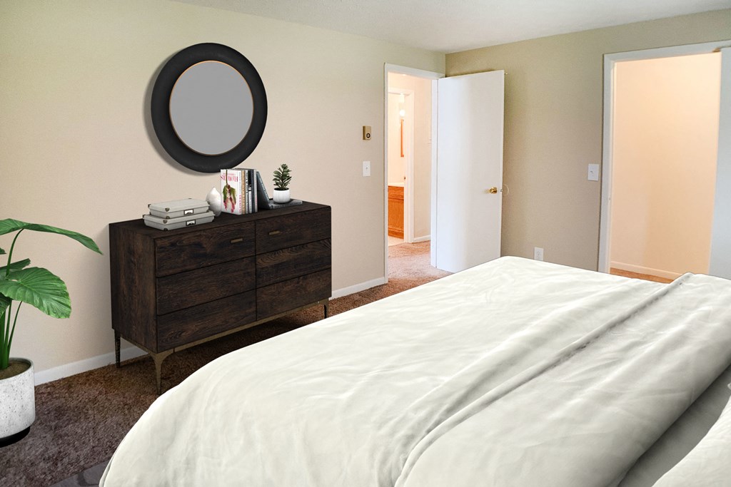 Bedroom With Closet at Crown Station Apartments, Amelia, Ohio