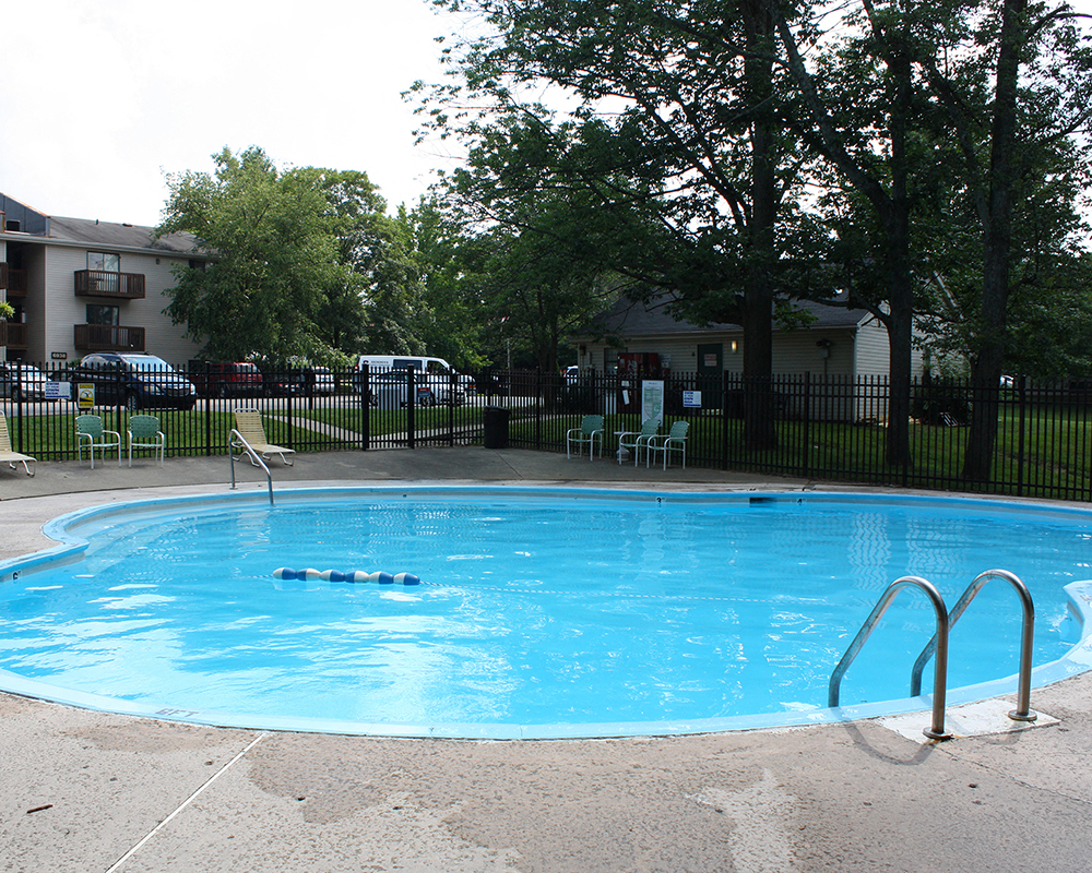 Oakwood Swimming Pool at Oakwood Apartments, Florence