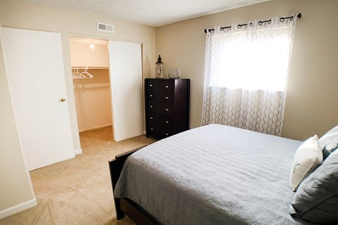 Bedroom with window at Oakwood Apartments, Florence, KY