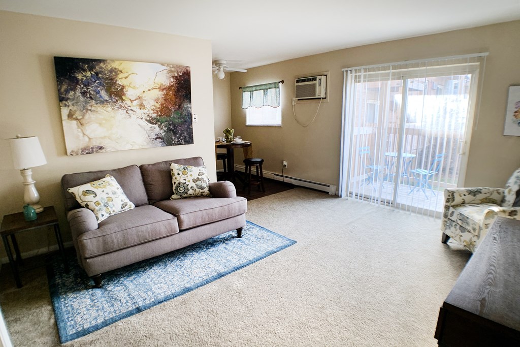 model  at Wentworth Estates Apartments, Florence