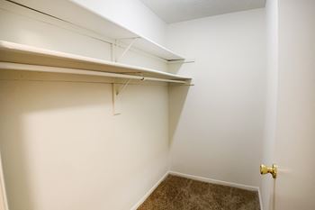 Spacious Closet at Concord Woods Apartments, Ohio, 45150