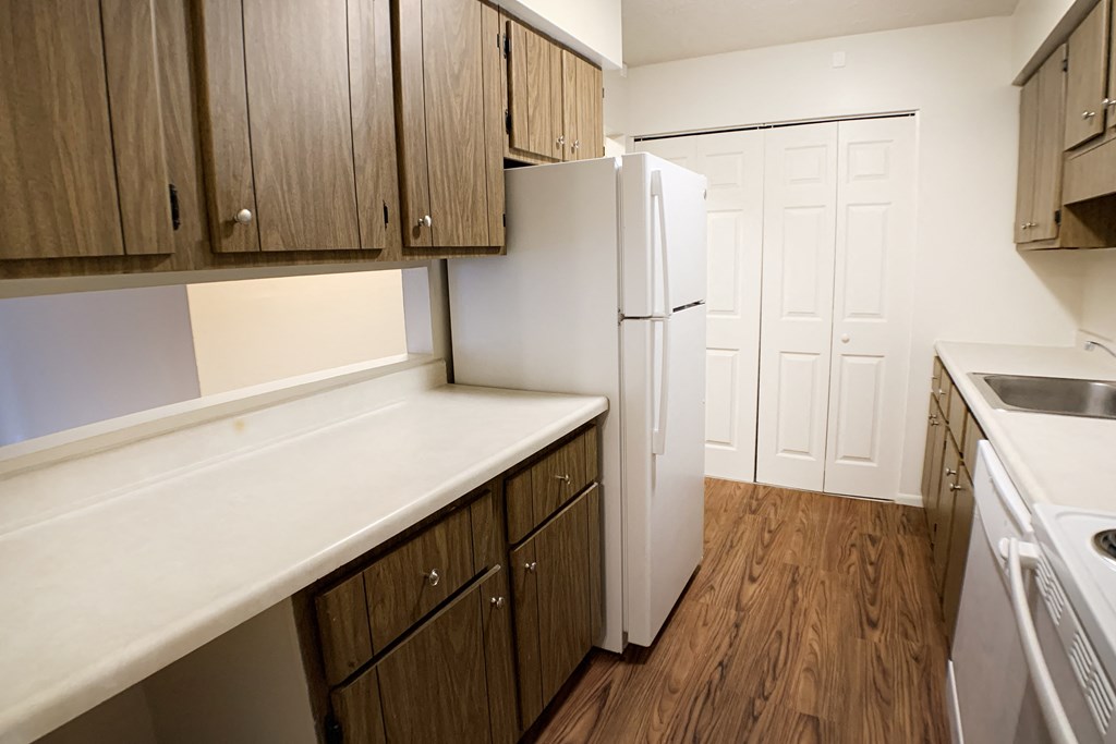 Kitchen Unit  at Concord Woods Apartments, Milford, 45150