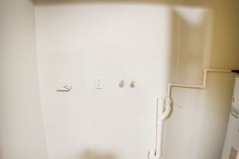Washer Dryer Connection at Concord Woods Apartments, Milford, 45150