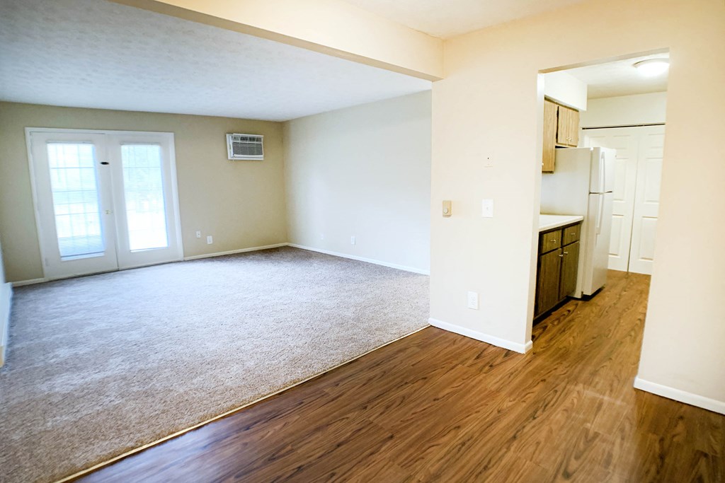 Living Room  at Concord Woods Apartments, Milford, 45150